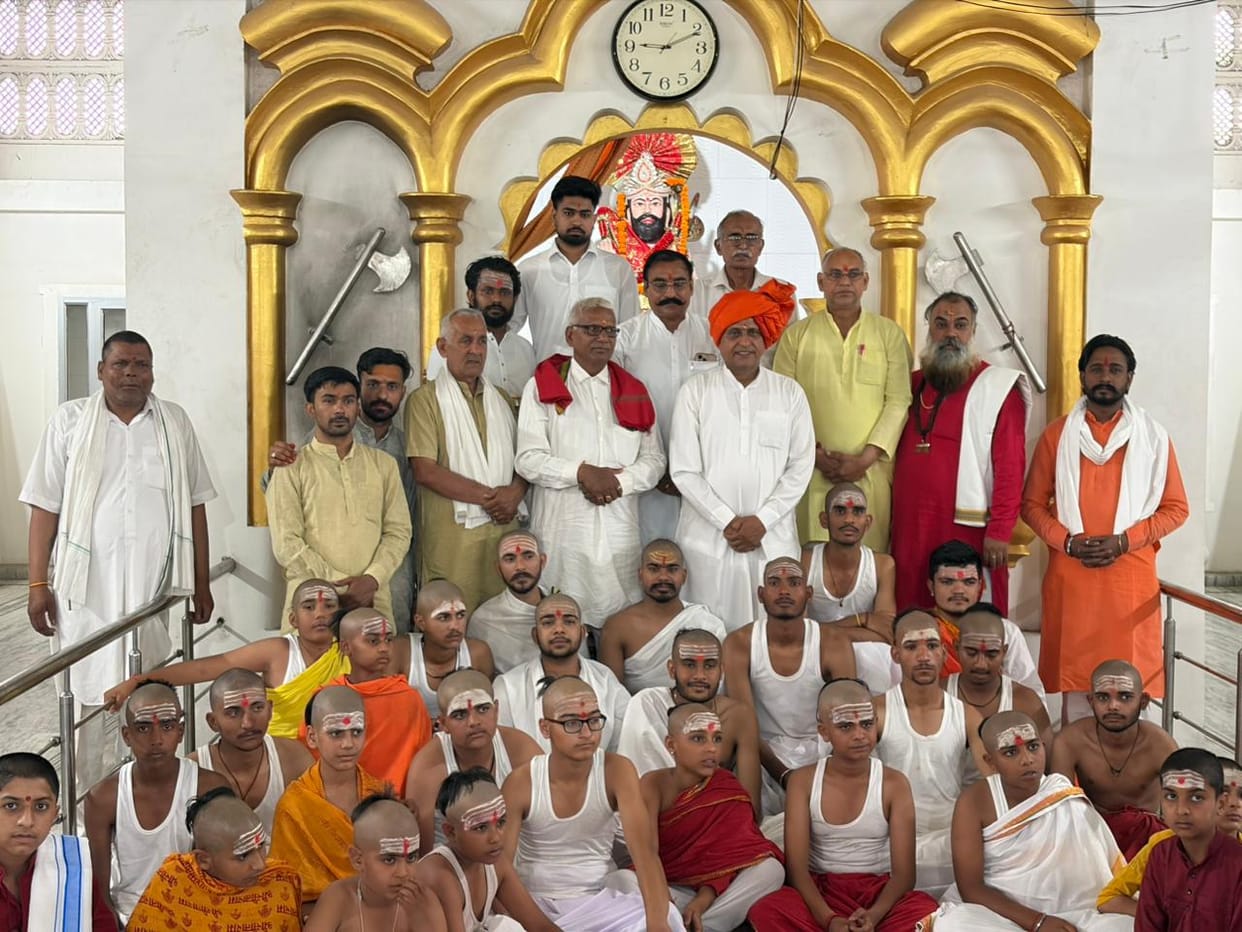 Yagyopaveet is special among the 16 major rites: Acharya Vats