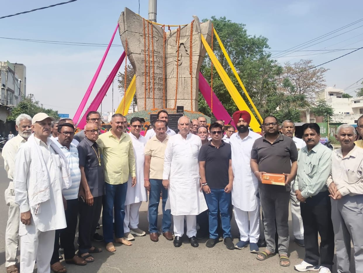 Lord Parashuram came to this world to eradicate the sinners from the world: Arora