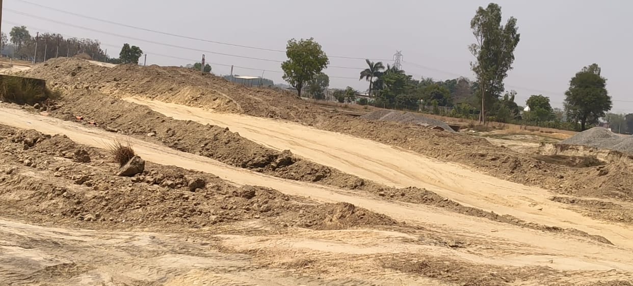 Construction of railway overbridge stuck due to 1700 meter land issue