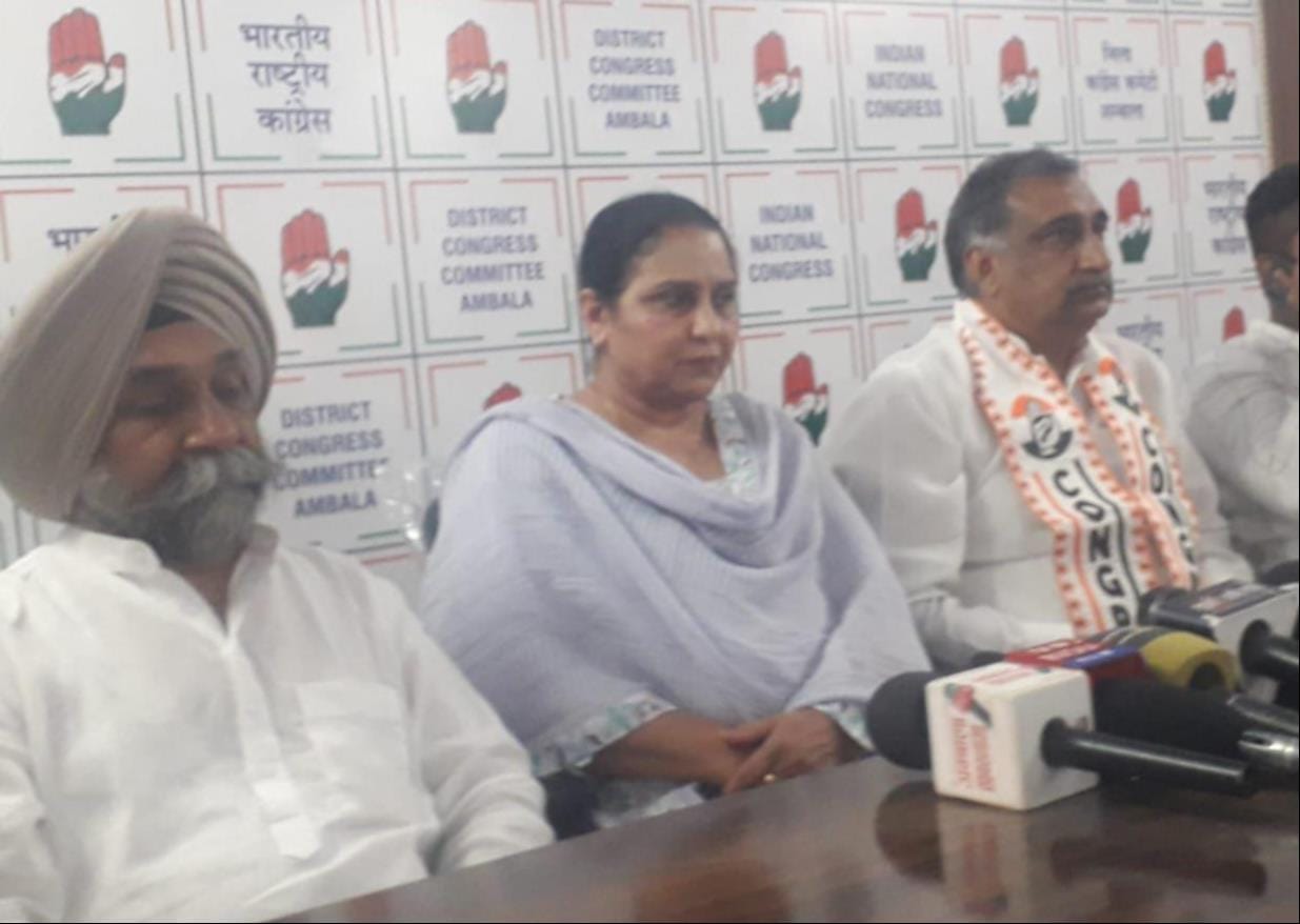 Congress fields mayoral candidate, BJP brainstorms in Delhi