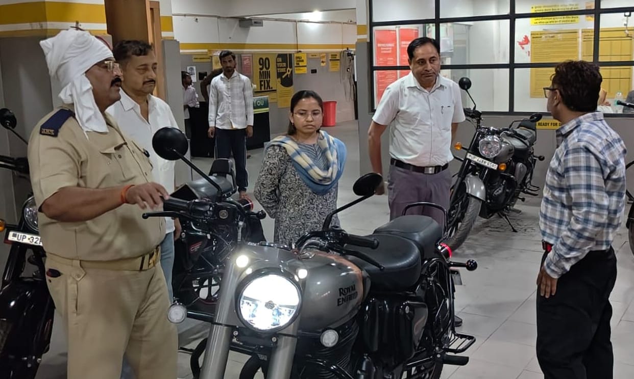 Crackdown on Modified Silencers: 8 Vehicles Fined