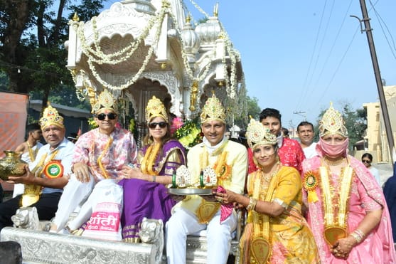 Abhishek of Lord Adinath on Akshaya Tritiya, Palki Yatra taken out