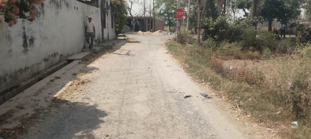 बदहाल पड़ा टांडा-अकबरपुर मार्ग पर हरीनगर से स्वास्थ्य केंद्र ब्राहिमपुर कुसुमा (भिटवा) जाने वाल