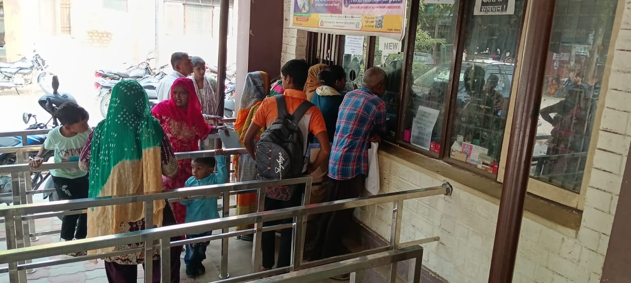 40 people with bone and joint pain are reaching the civil hospital every day.
