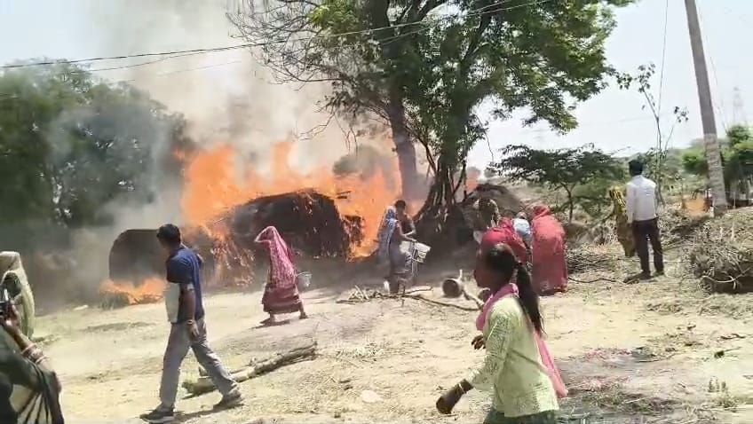 Grain and straw burnt in a fire in Nagariya village.