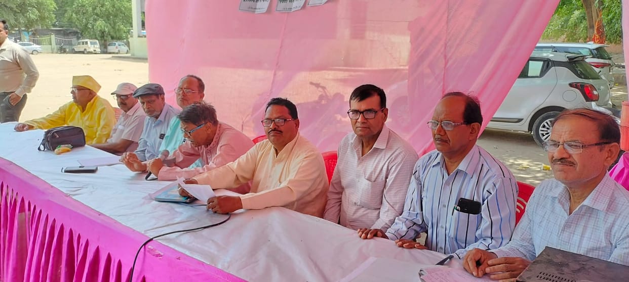 Demand to bring old pensioners under the ambit of the 8th Pay Commission