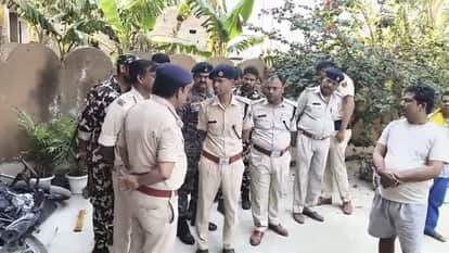 Bihar Robbers broke into a house and committed robbery vaishali News hajipur news bihar police