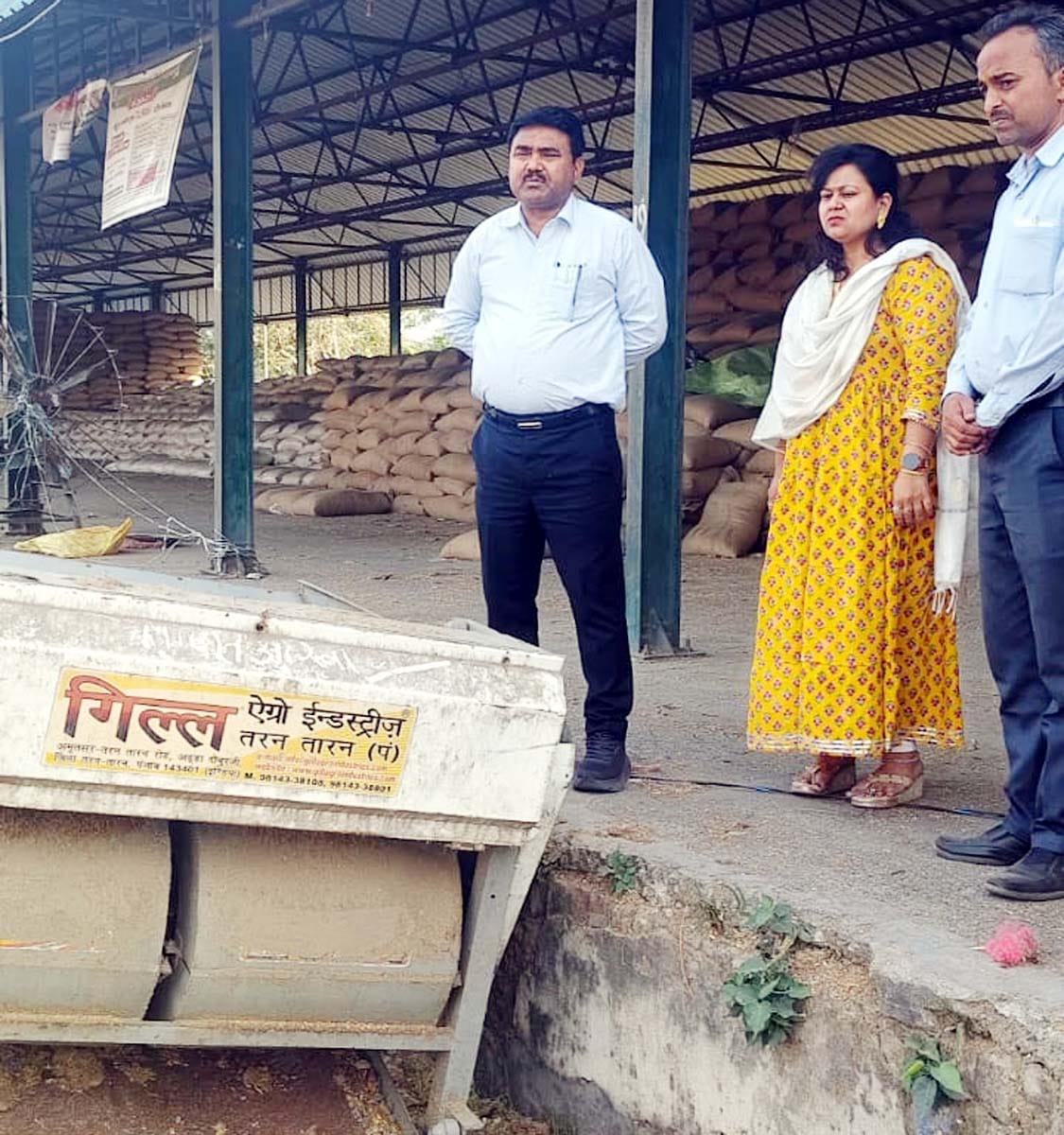 Expressed displeasure to center in-charges over the slow pace of wheat procurement.