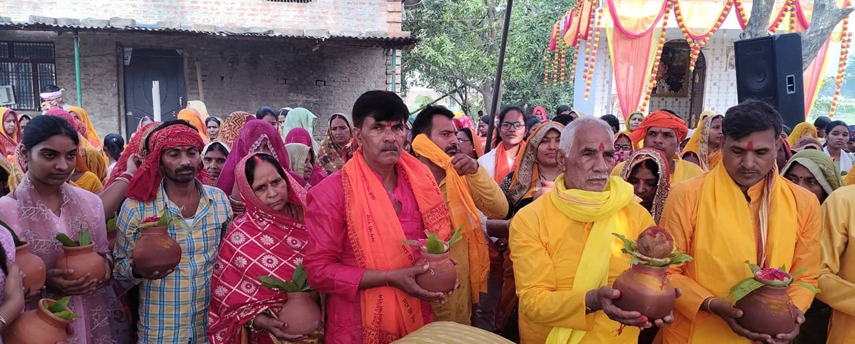 The consecration ceremony began at the Shiva temple with the Kalash Yatra.