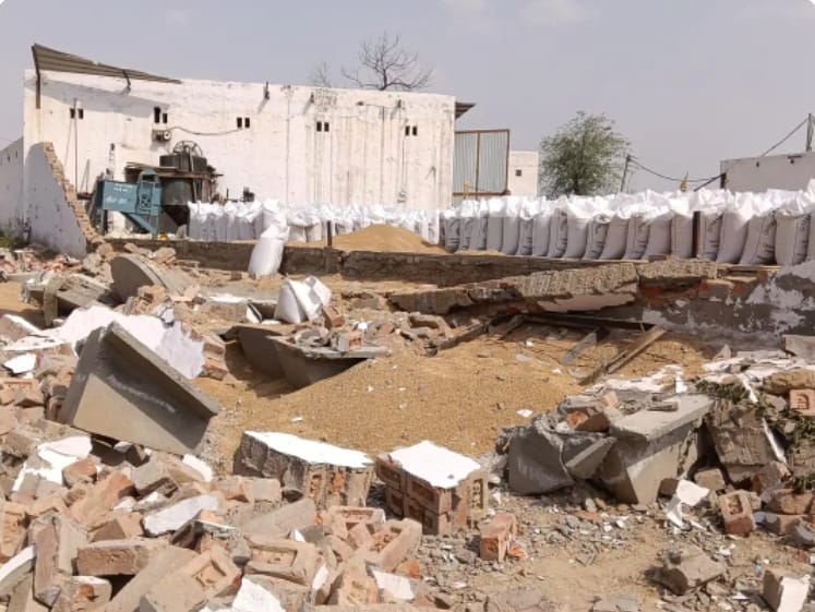 dharmkanta shed fell down