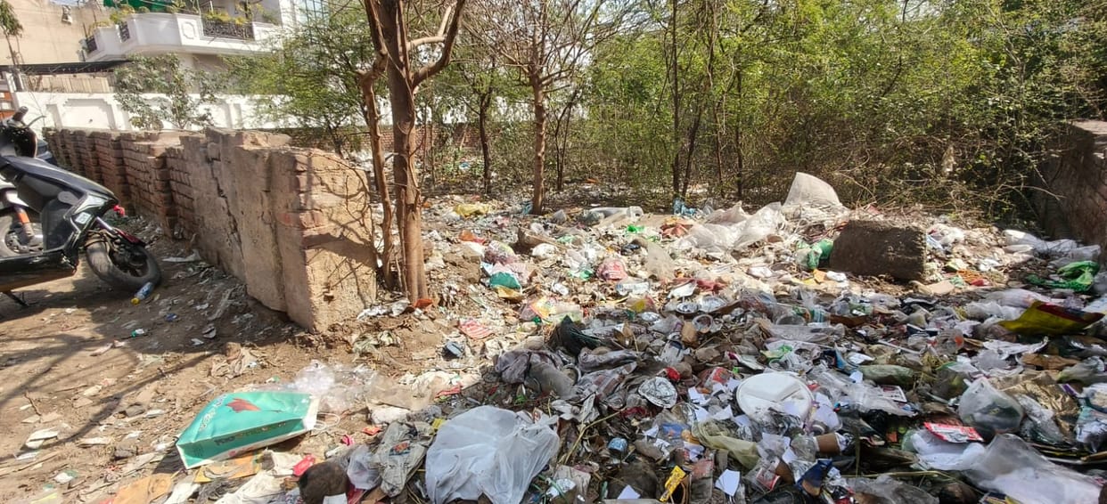 Sewer overflow in Ward 4 troubles residents, councilor says work worth over 1.5 crore rupees carried out