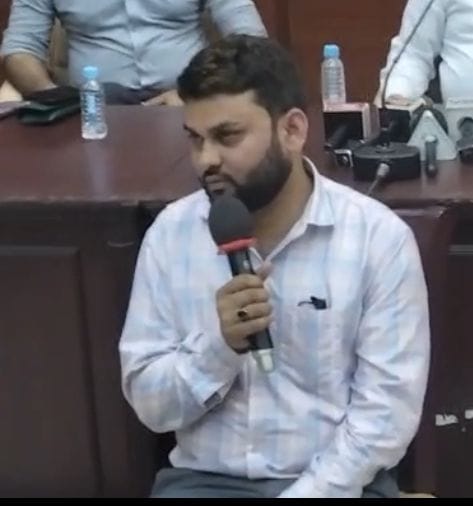 Fake doctor arrested at KGMU, suspected to be involved in conversion racket