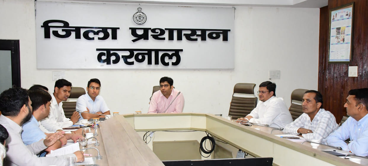 The license of the commission agent will be cancelled on wheat coming from UP, action will also be taken against the market secretary