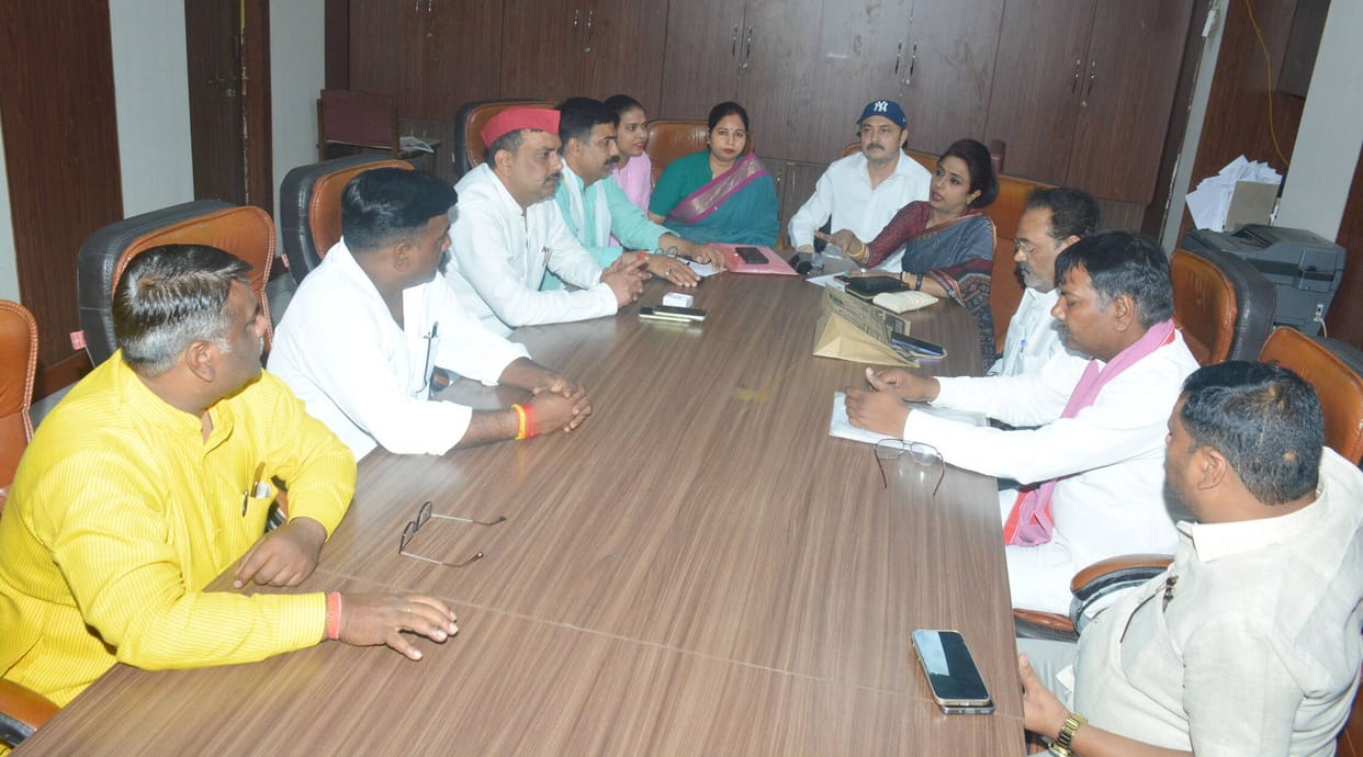 Opposition parties continue deadlock over special session