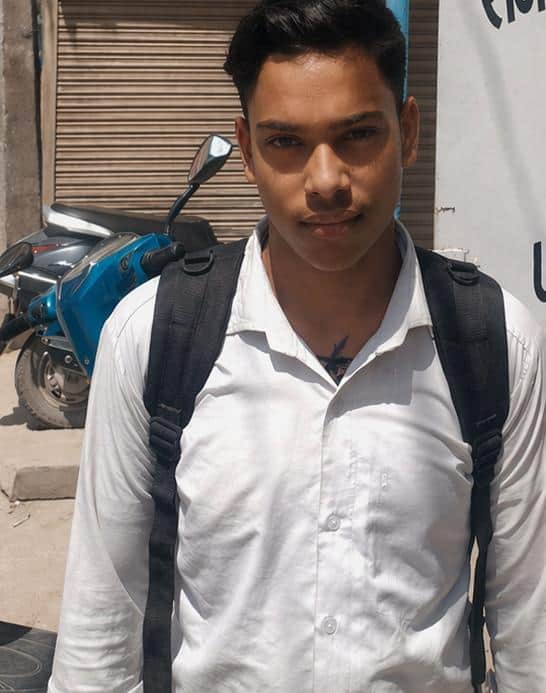 छात्र जीशान