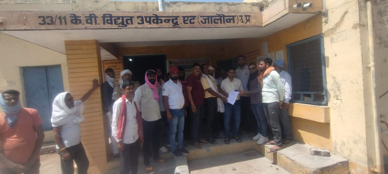 24-hour electricity on paper, only four hours provided, farmers surround power house