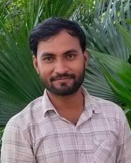 A young man who went to distribute wedding cards died after being hit by a Bolero.