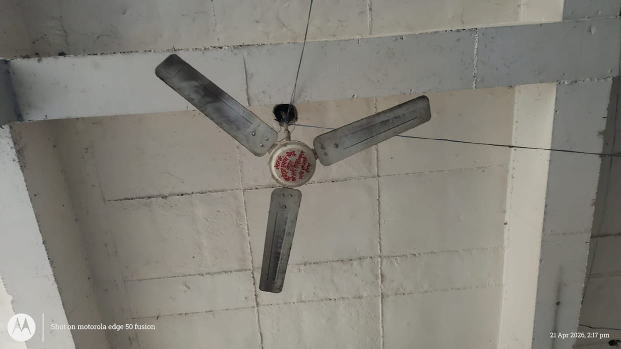 Ateli bus stand in bad shape: No fans, no clean toilets, passengers upset