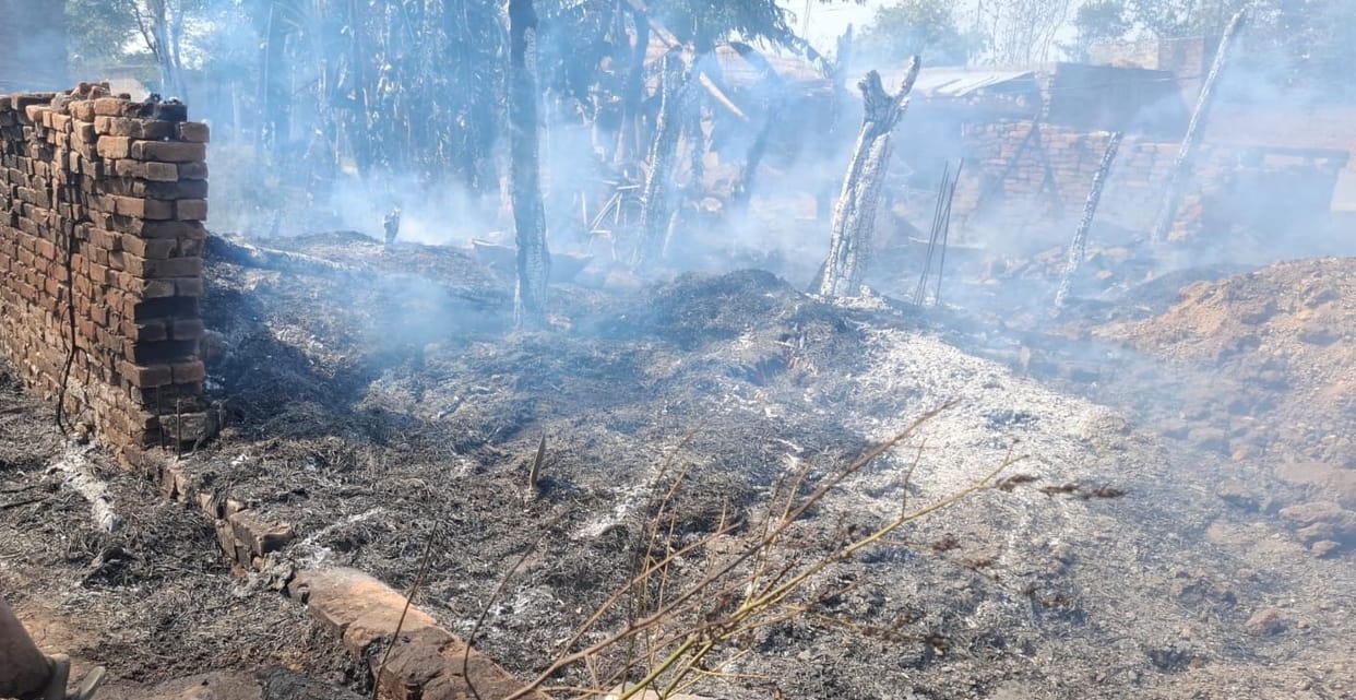 The fire reduced the belongings of 13 families to ashes and also destroyed the sugarcane crop