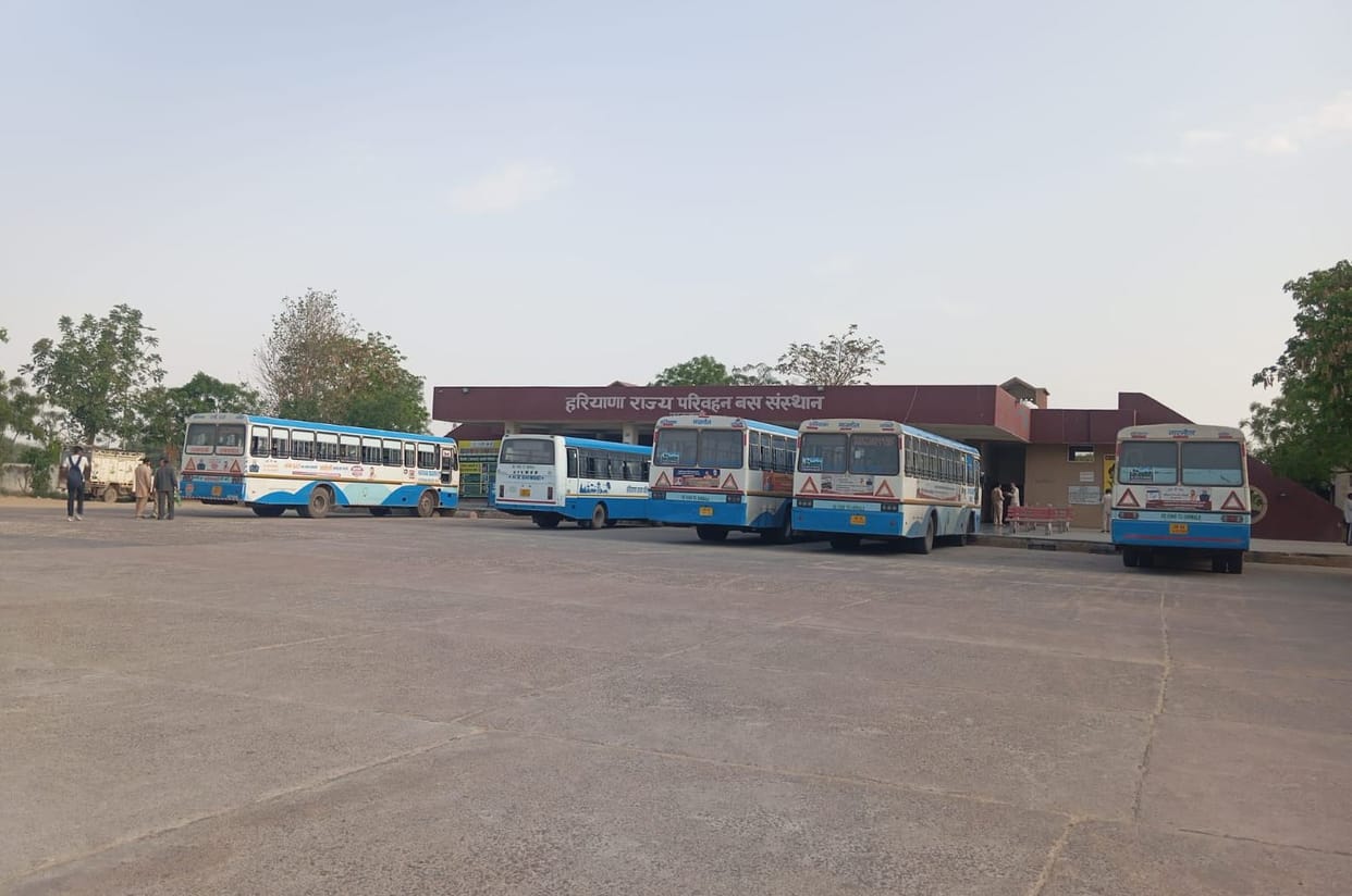 No bus service from Satnali to Chandigarh, passengers upset