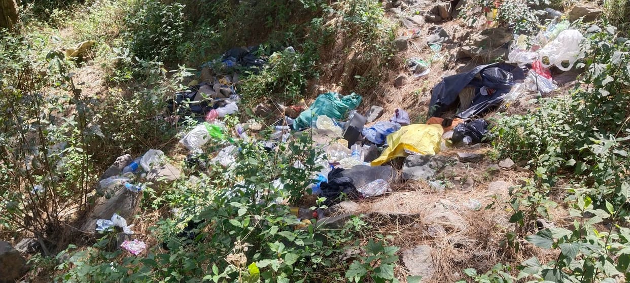 The ancient water source of Ghadyana Gulabpur village is fighting for its existence