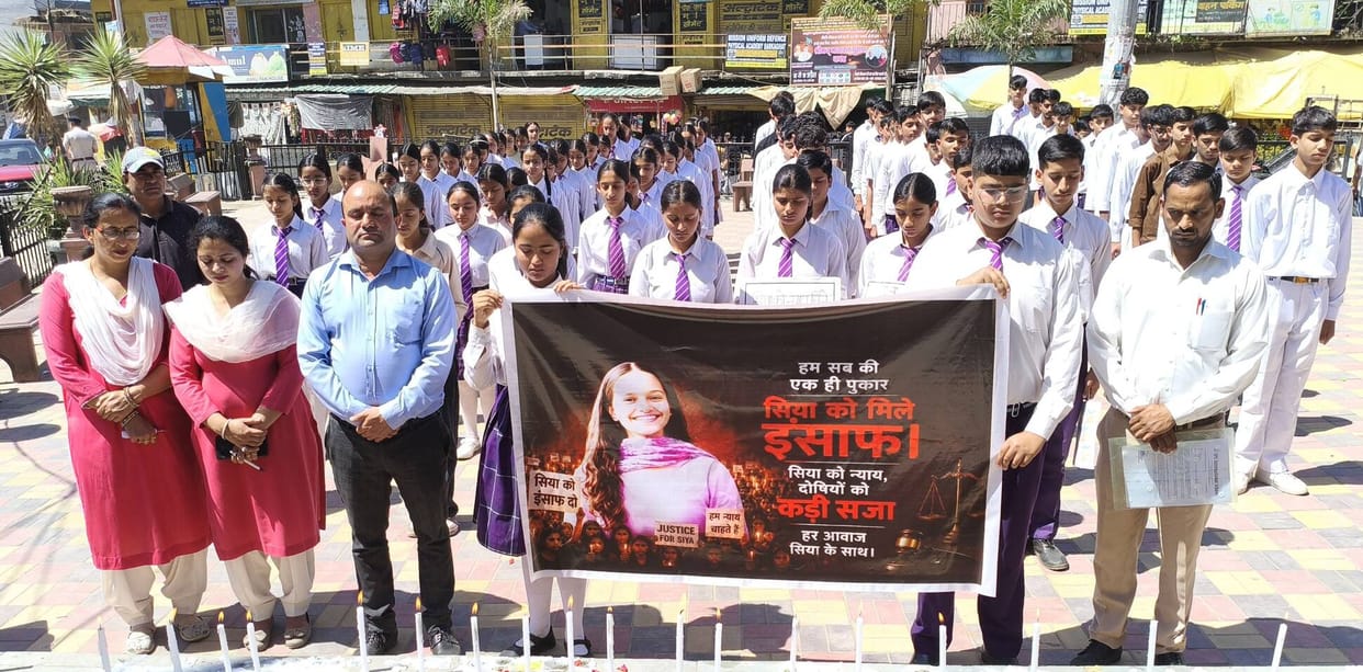 Candle march taken out, tribute paid with moist eyes