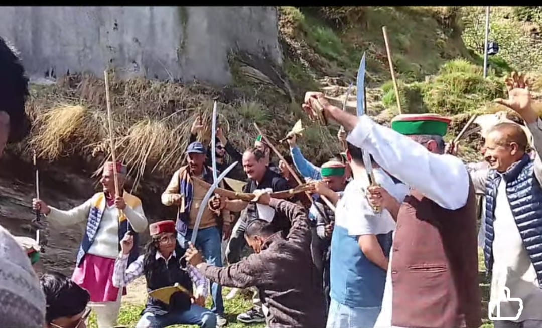Devotees performed Thahair dance at Garawag fair