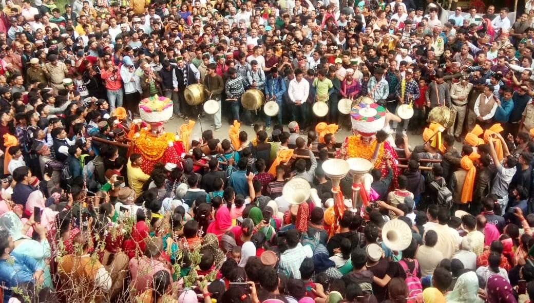Three-day Galu Devta fair begins with Dev Milan