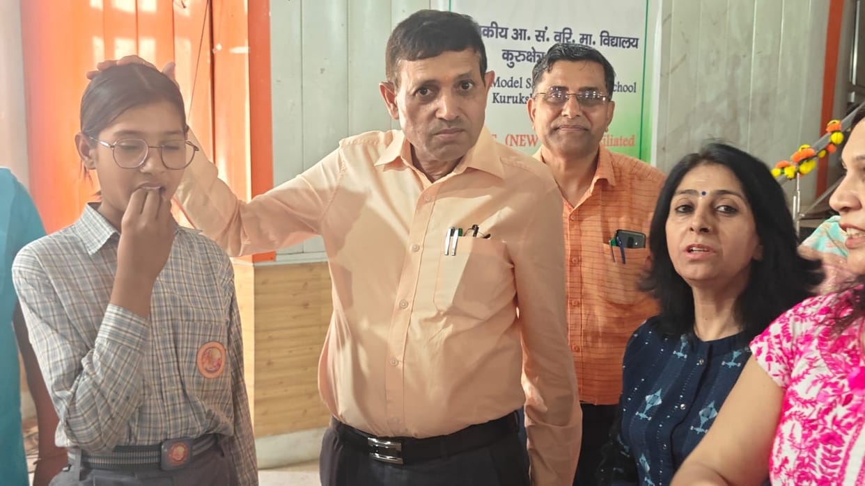 More than 3.27 lakh children will be given deworming medicine.