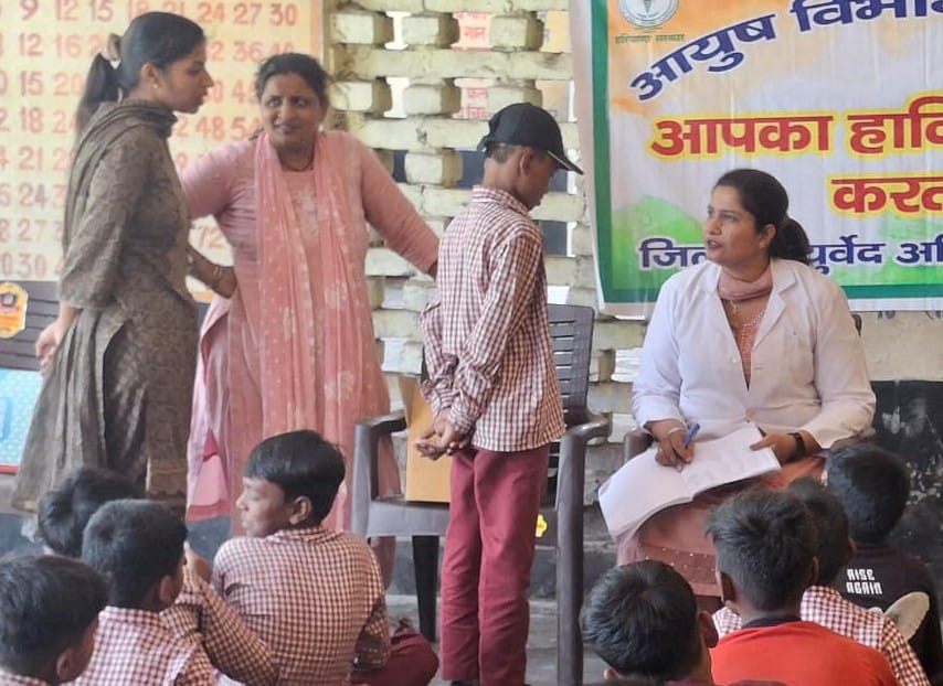 AYUSH experts reached out to students, pregnant women and the elderly