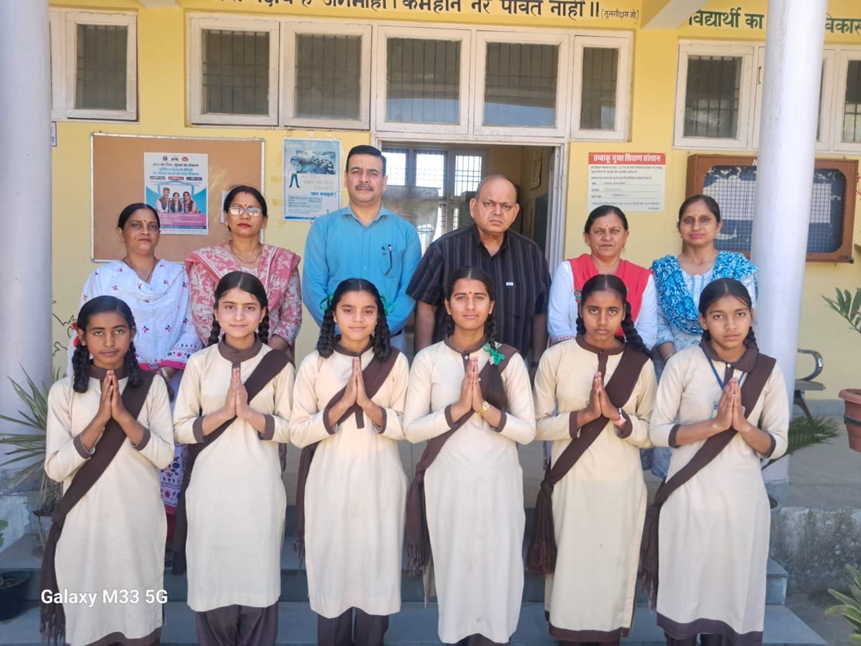 The recitation of Veda mantras and Hanuman Chalisa started in the government schools of Kutlahar.