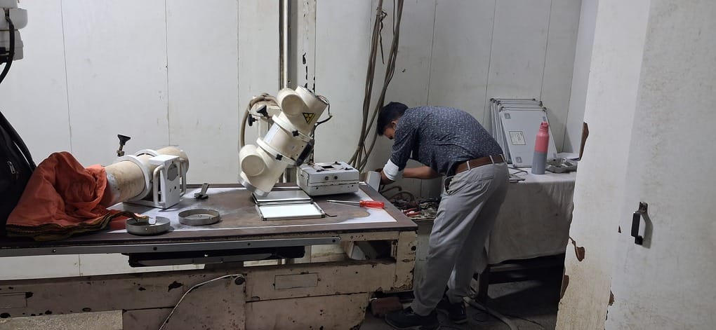 Medical College: X-ray Machine Malfunctions; Patients Return Disappointed