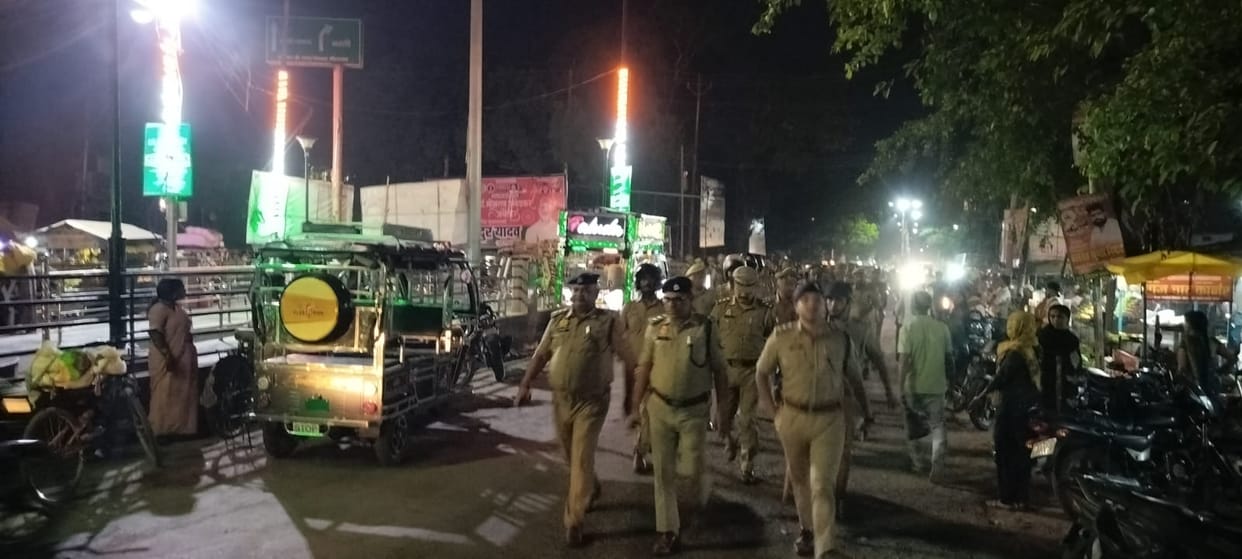 Police march from Tulsipur to Menhdawal