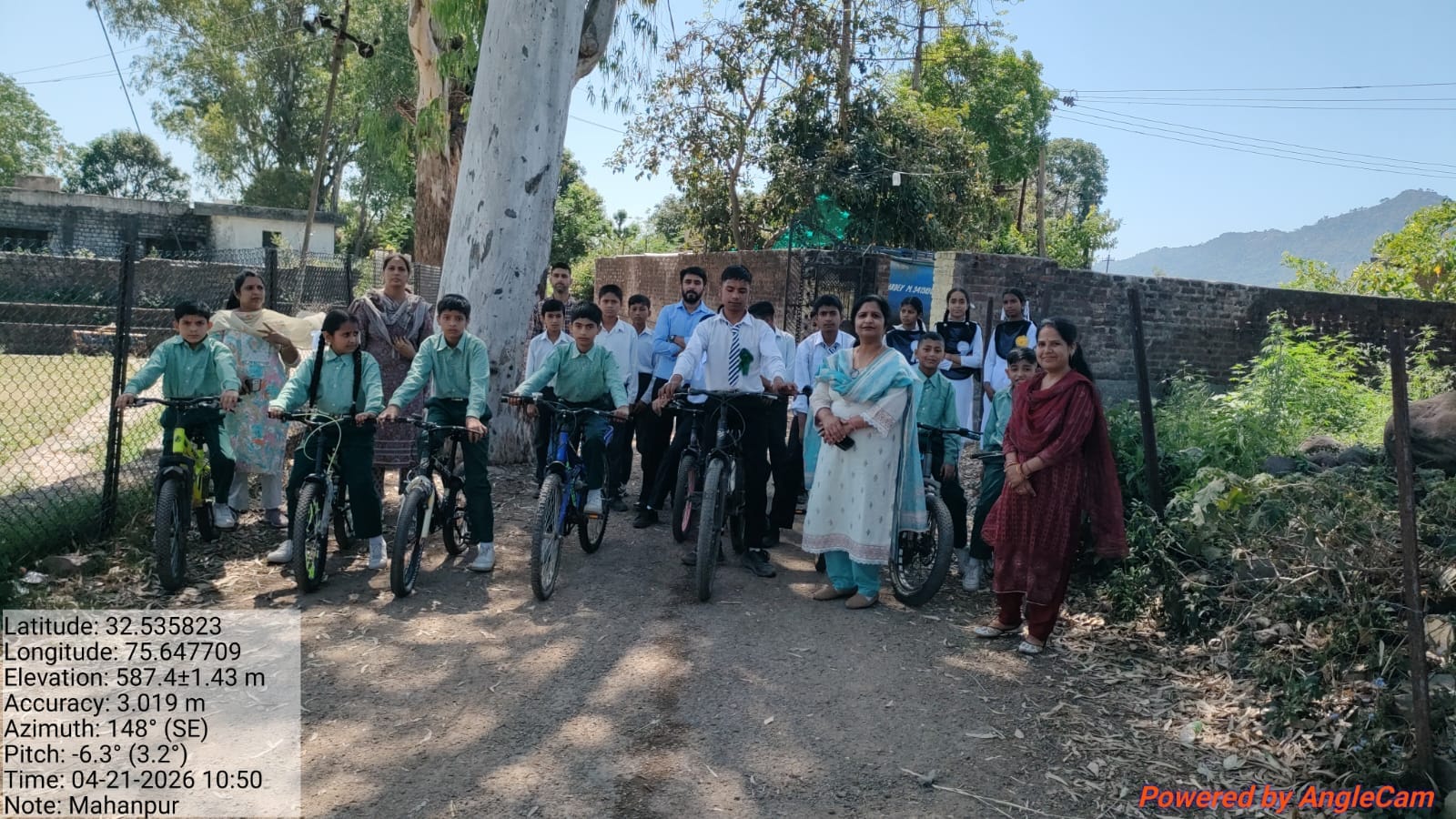 नशा मुक्त अभियान के तहत महानपुर में साइक्लोथॉन में भाग लेते प्रतिभागी। स्रोत विज्ञप्ति