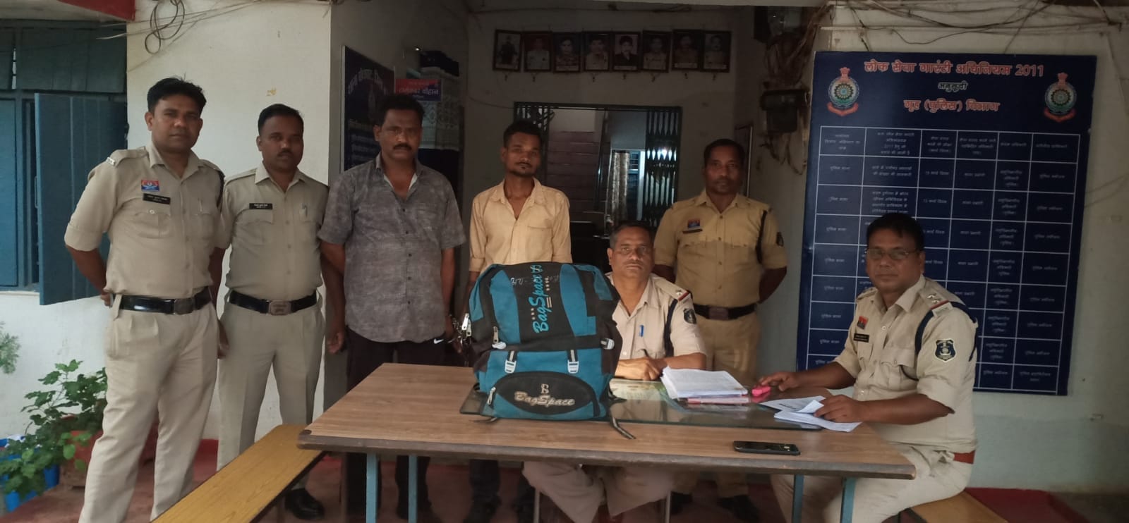 पुलिस हिरासत में आरोपी