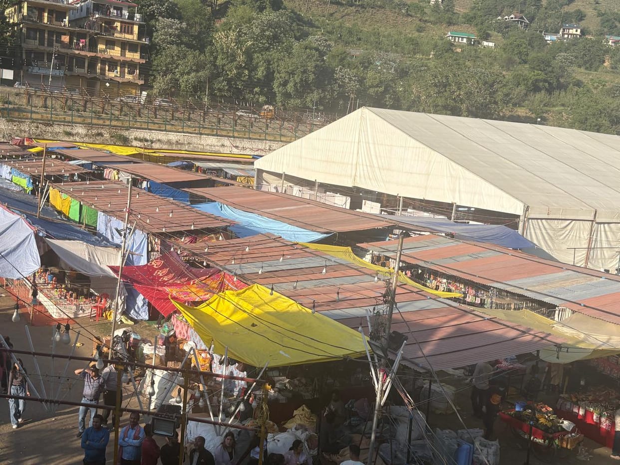Rohru fair picks up pace, with arrival of outside traders adding to the excitement