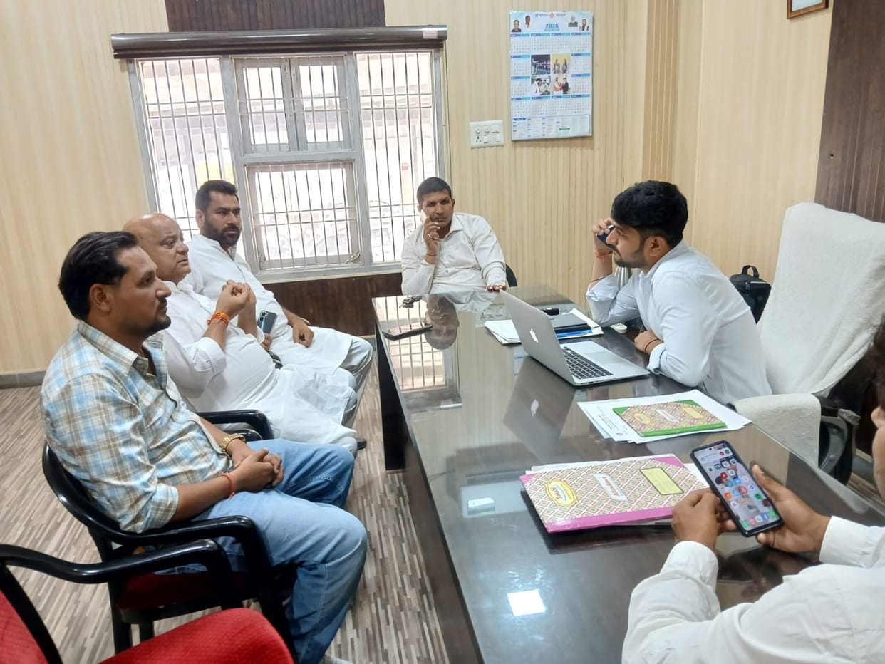 The municipal council's budget meeting was postponed for the fourth time due to lack of quorum.