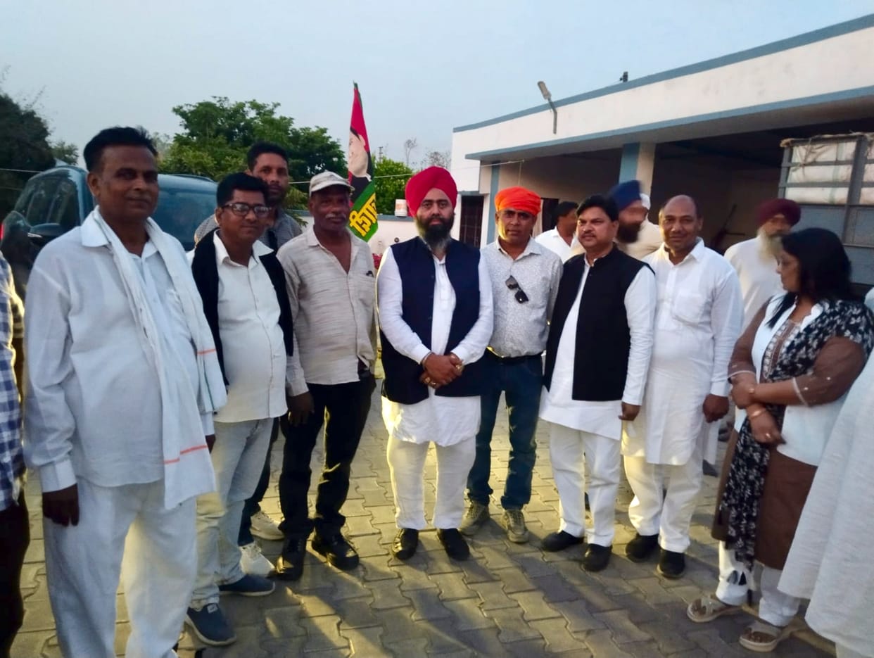 Workers are filled with enthusiasm to make SP number one.