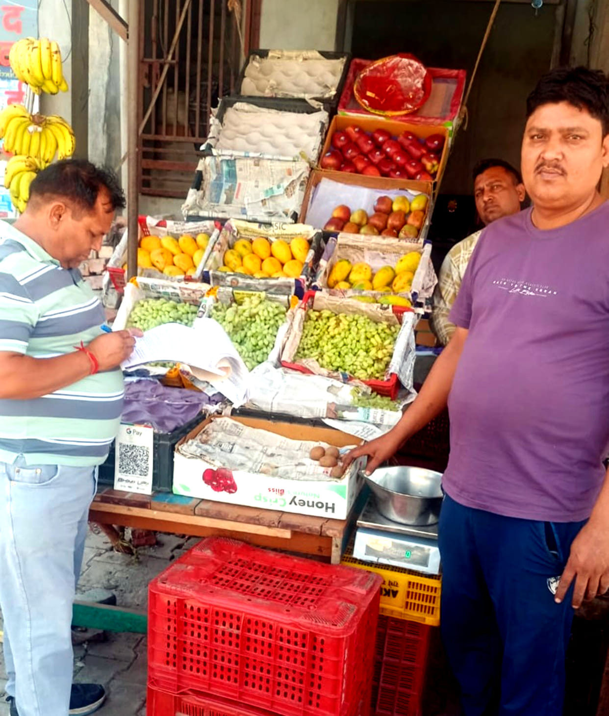 A special awareness campaign is being run in the city by the municipality.