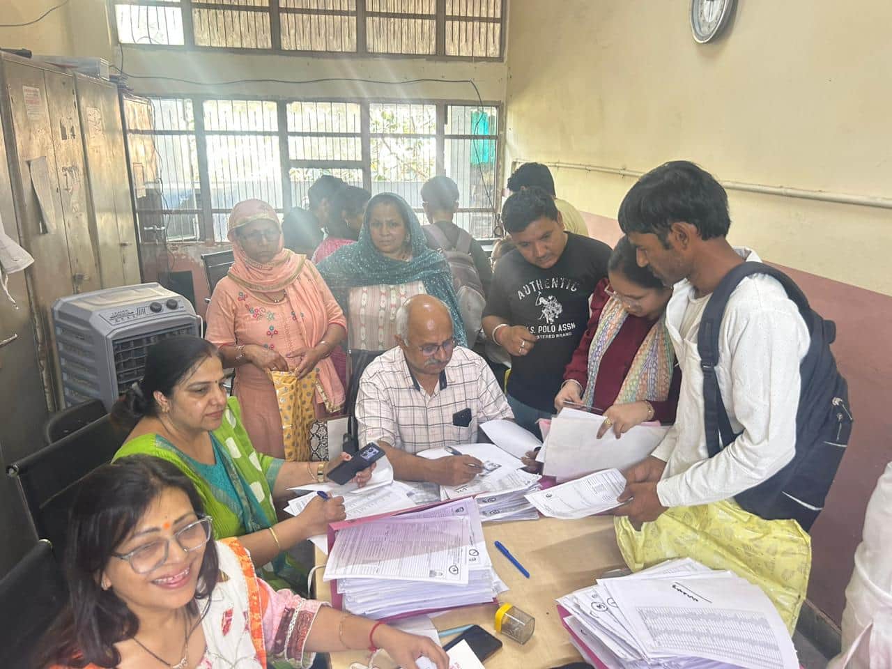 16-रोहतक के खंड शिक्षा अधिकारी कार्यालय में आरटीई के तहत दाखिला पाने वाले के लिए दस्तावेजों 