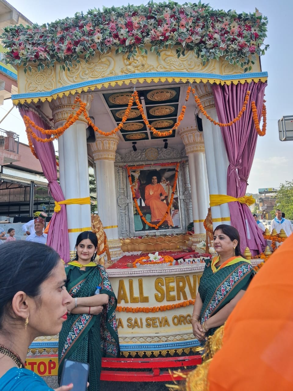 Sathya Sai Prem Pravahini Divine Chariot Yatra reaches Bhaged