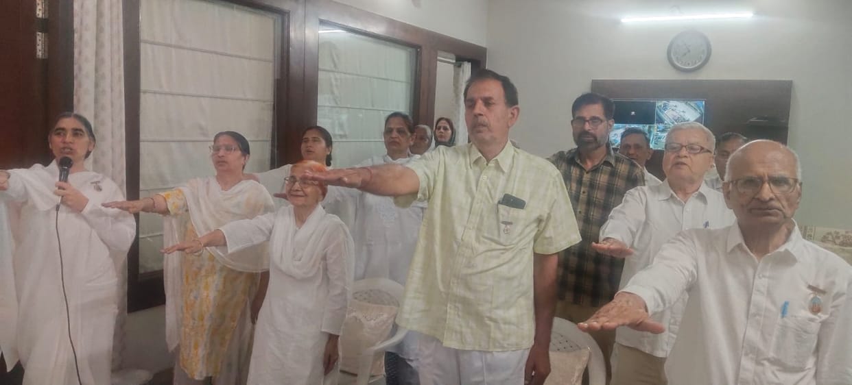 Pledge taken to save the Earth at Brahma Kumari Center