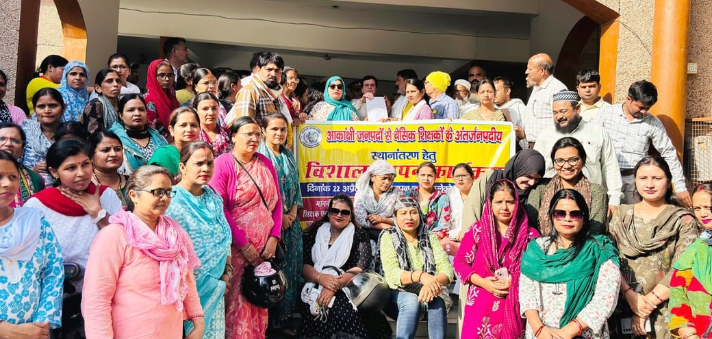 Teachers should be transferred on the basis of seniority