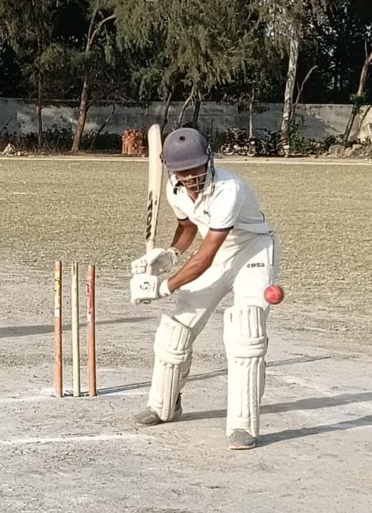 Mayur Sporting beat Farid Academy by 20 runs
