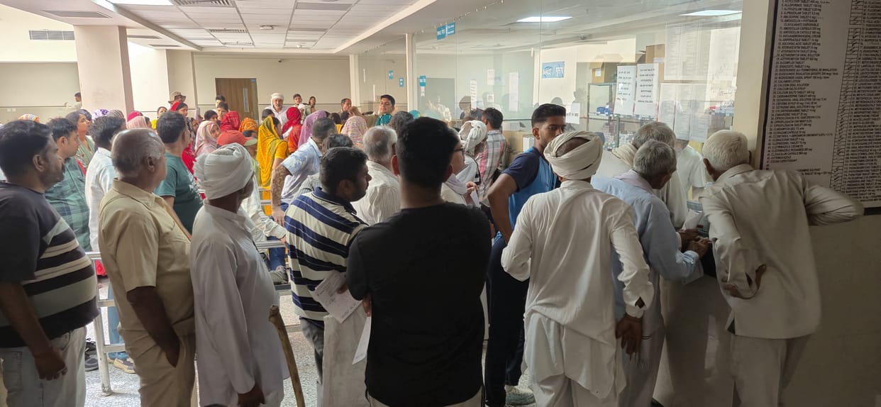 Lack of water is increasing urinary tract infections, patients are suffering from burning sensation in urine and stomach pain.