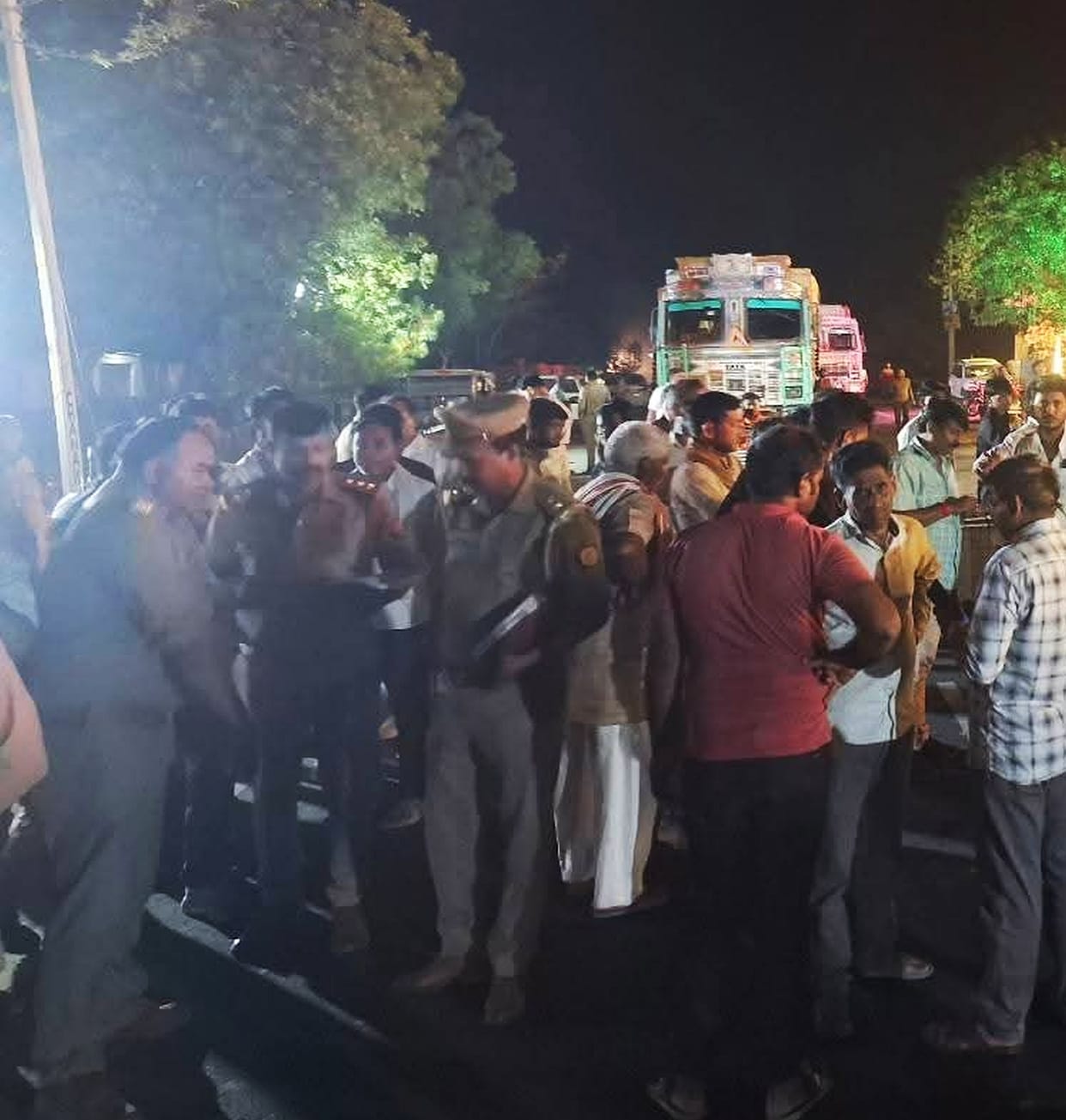 A young man died after being hit by a dumper, and protests broke out over the highway