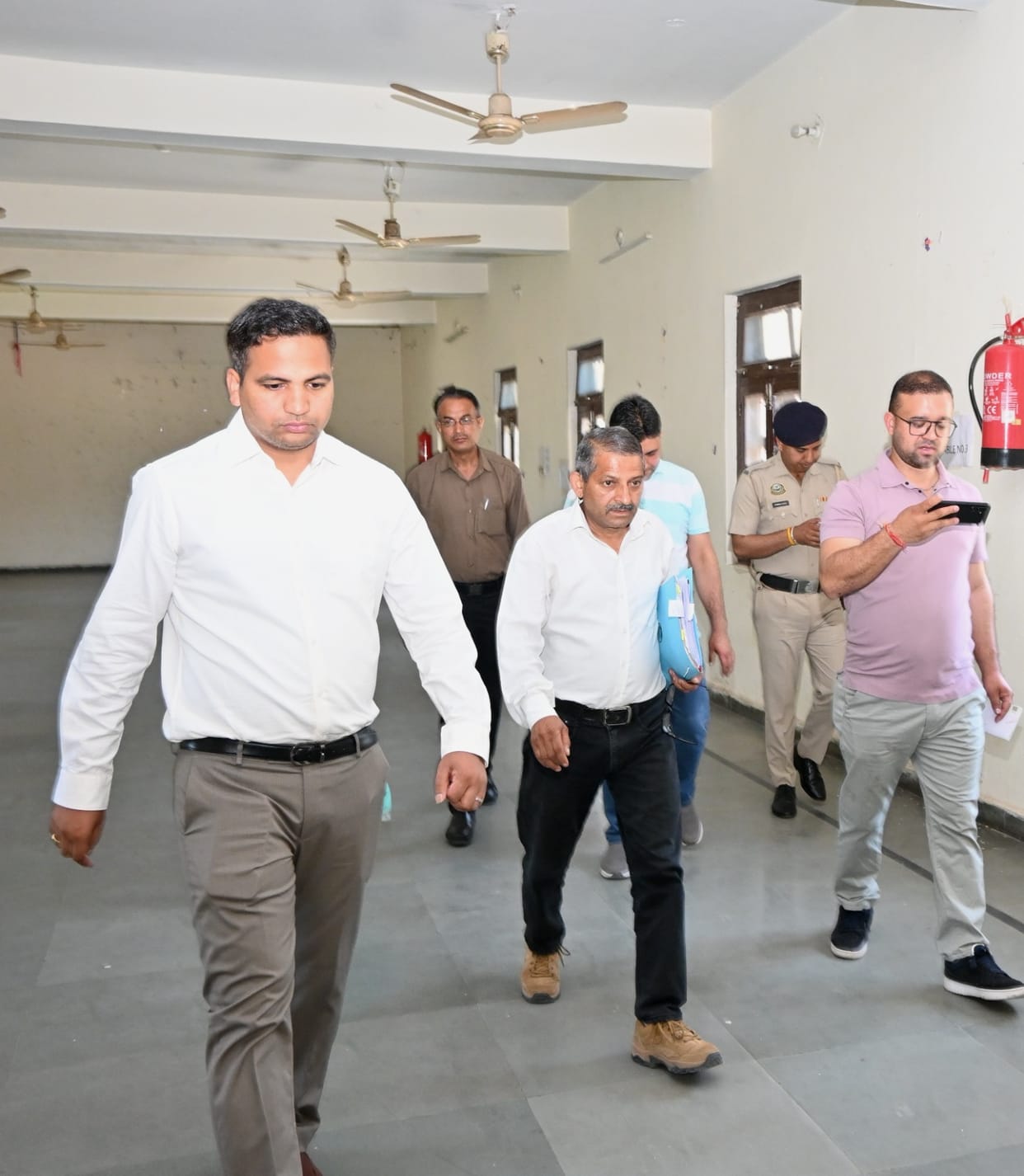 Municipal elections: DC visits Municipal Council office to review preparations