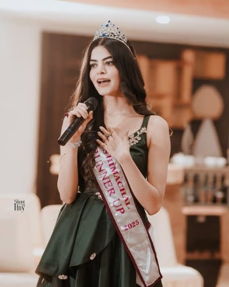 Shreya in top 8 of Miss India contest