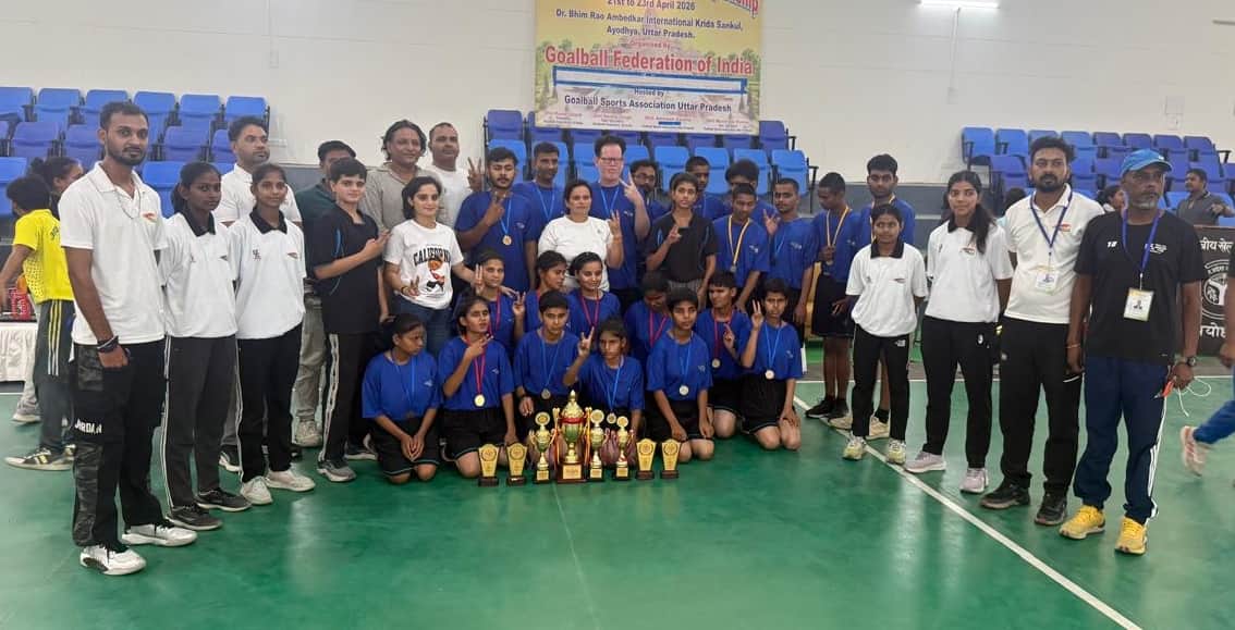 02-नार्थ जोन गोलबॉल चैंपियनशिप में शानदार जीत के बाद नारी उदय फाउंडेशन के नेत्रहीन लड़के और लड़