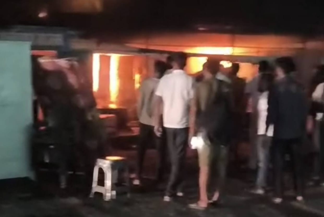Fire broke out in a furniture shop due to short circuit